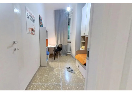 Mieszkanie do wynajęcia - Viale Alfredo Oriani Bologna, Włochy, 200 m², 786 USD (3284 PLN), NET-102376787