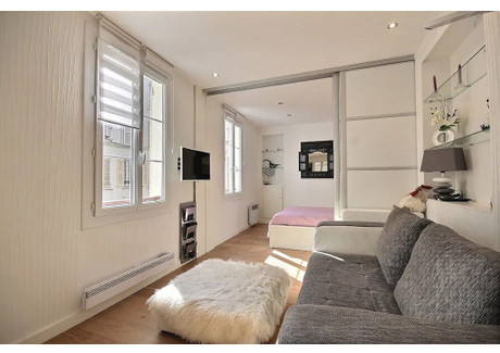 Mieszkanie do wynajęcia - Rue Saint-Dominique Paris, Francja, 27 m², 1741 USD (7084 PLN), NET-102311879