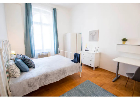 Mieszkanie do wynajęcia - Szív utca Budapest, Węgry, 112 m², 392 USD (1605 PLN), NET-102314788