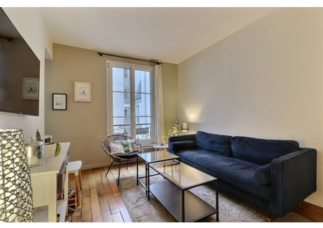 Mieszkanie do wynajęcia - Rue Saint-Lazare Paris, Francja, 40 m², 1927 USD (7998 PLN), NET-102463315