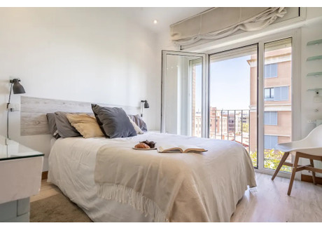 Mieszkanie do wynajęcia - Carrer de Salvador Espriu Barcelona, Hiszpania, 205 m², 1293 USD (5302 PLN), NET-102490425