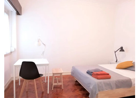 Mieszkanie do wynajęcia - Rua de Arroios Lisbon, Portugalia, 80 m², 513 USD (2129 PLN), NET-102431628