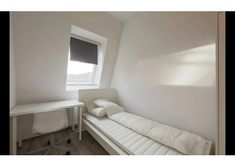 Mieszkanie do wynajęcia - Kottbusser Damm Berlin, Niemcy, 121 m², 675 USD (2769 PLN), NET-102574769