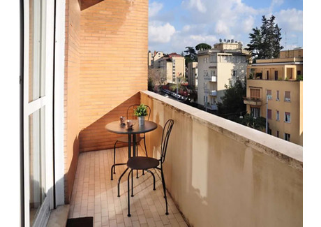 Mieszkanie do wynajęcia - Via di Santa Costanza Rome, Włochy, 190 m², 817 USD (3351 PLN), NET-102672699