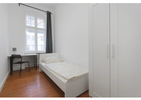 Mieszkanie do wynajęcia - Warmbrunner Straße Berlin, Niemcy, 92 m², 714 USD (2928 PLN), NET-102698260