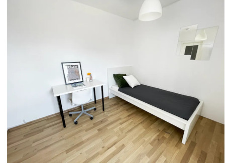 Mieszkanie do wynajęcia - Charlottenstraße Berlin, Niemcy, 78 m², 763 USD (3129 PLN), NET-102755785