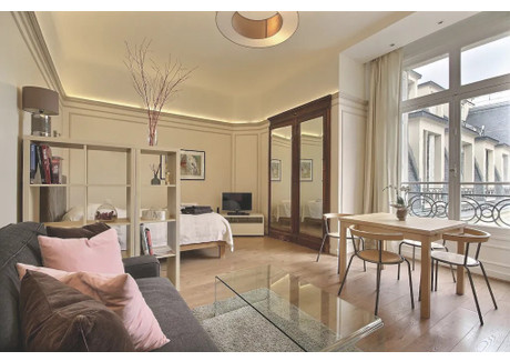 Mieszkanie do wynajęcia - Avenue des Champs-Élysées Paris, Francja, 40 m², 2133 USD (8680 PLN), NET-102915840