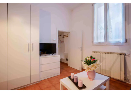 Mieszkanie do wynajęcia - Via del Rondone Bologna, Włochy, 40 m², 1645 USD (6744 PLN), NET-103047781