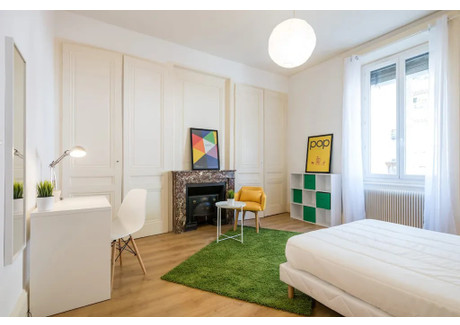 Mieszkanie do wynajęcia - Rue de la Quarantaine Lyon, Francja, 75 m², 639 USD (2654 PLN), NET-103071305