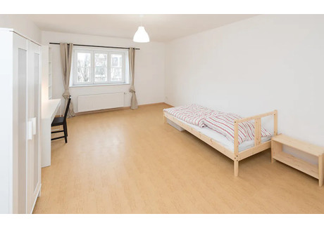 Mieszkanie do wynajęcia - Leopoldstraße Munich, Niemcy, 70 m², 1026 USD (4258 PLN), NET-103259117