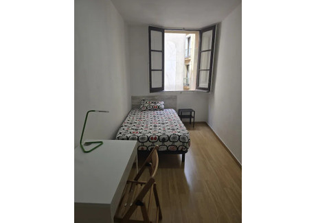 Mieszkanie do wynajęcia - Carrer de Valldonzella Barcelona, Hiszpania, 70 m², 416 USD (1726 PLN), NET-103288086