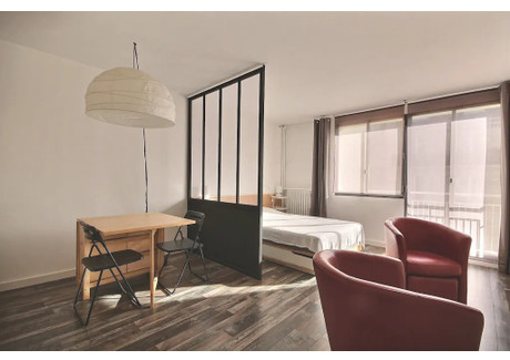 Mieszkanie do wynajęcia - Rue Robert Turquan Paris, Francja, 28 m², 1526 USD (6255 PLN), NET-103215850