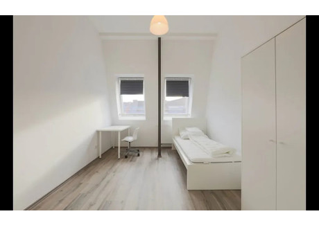 Mieszkanie do wynajęcia - Kottbusser Damm Berlin, Niemcy, 121 m², 766 USD (3179 PLN), NET-103322571