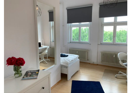 Mieszkanie do wynajęcia - Karl-Marx-Allee Berlin, Niemcy, 85 m², 846 USD (3307 PLN), NET-94569602