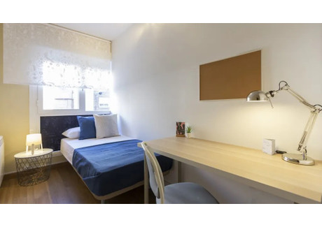 Mieszkanie do wynajęcia - Calle de Turaco Madrid, Hiszpania, 80 m², 661 USD (2604 PLN), NET-94629336