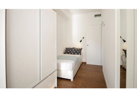 Mieszkanie do wynajęcia - Carrer de González Tablas Barcelona, Hiszpania, 109 m², 771 USD (3200 PLN), NET-94789001