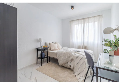 Mieszkanie do wynajęcia - Calle del Conde de Vistahermosa Madrid, Hiszpania, 89 m², 536 USD (2113 PLN), NET-94835855