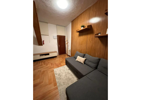 Mieszkanie do wynajęcia - Calle de María de Guzmán Madrid, Hiszpania, 49 m², 1628 USD (6527 PLN), NET-94837732