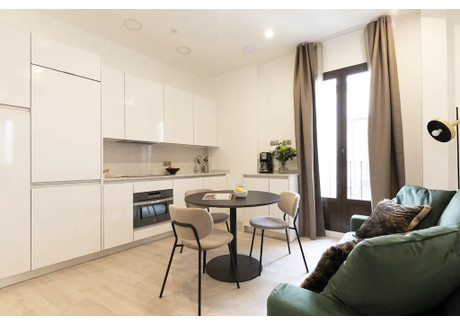 Mieszkanie do wynajęcia - Calle del Carmen Madrid, Hiszpania, 55 m², 2117 USD (8341 PLN), NET-95004880