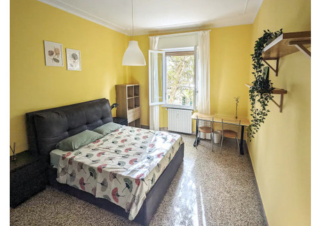 Mieszkanie do wynajęcia - Viale Corsica Florence, Włochy, 55 m², 1100 USD (4600 PLN), NET-95006136