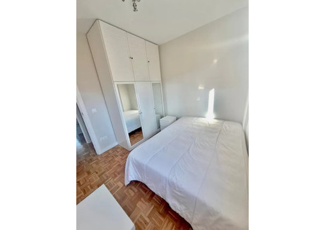 Mieszkanie do wynajęcia - Calle de Paredes de Nava Madrid, Hiszpania, 110 m², 538 USD (2121 PLN), NET-95006551