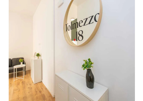 Mieszkanie do wynajęcia - Via Tolmezzo Milan, Włochy, 90 m², 914 USD (3721 PLN), NET-95354865