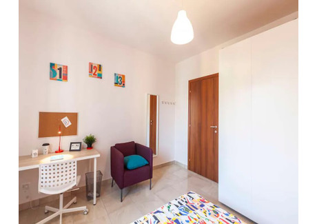 Mieszkanie do wynajęcia - Via Giuseppe Regaldi Milan, Włochy, 60 m², 964 USD (3799 PLN), NET-95495658