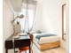 Mieszkanie do wynajęcia - Via Lorenteggio Milan, Włochy, 140 m², 855 USD (3369 PLN), NET-95519266