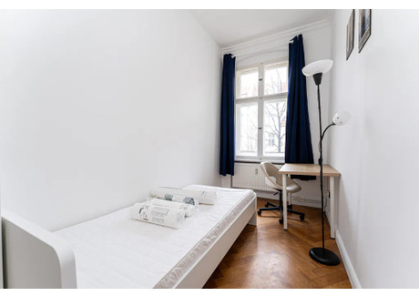 Mieszkanie do wynajęcia - Wühlischstraße Berlin, Niemcy, 81 m², 673 USD (2630 PLN), NET-95519402