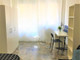 Mieszkanie do wynajęcia - Via Quintino Sella Florence, Włochy, 140 m², 654 USD (2575 PLN), NET-95573030