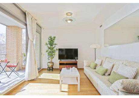 Mieszkanie do wynajęcia - Carrer del Doctor Trueta Barcelona, Hiszpania, 100 m², 4083 USD (16 412 PLN), NET-95638209