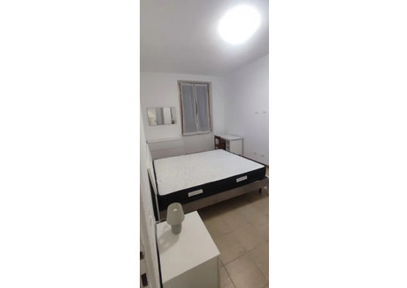 Mieszkanie do wynajęcia - Via Monte Favino Rome, Włochy, 80 m², 602 USD (2353 PLN), NET-95638212