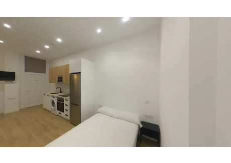 Mieszkanie do wynajęcia - Calle Nicolasa Gómez Madrid, Hiszpania, 40 m², 1562 USD (6280 PLN), NET-95666182