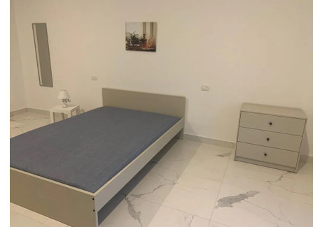 Mieszkanie do wynajęcia - Viale Giustiniano Imperatore Rome, Włochy, 100 m², 1227 USD (5093 PLN), NET-95692449