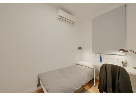 Mieszkanie do wynajęcia - Carrer de Còrsega Barcelona, Hiszpania, 69 m², 842 USD (3392 PLN), NET-95746512