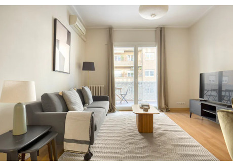 Mieszkanie do wynajęcia - Carrer de Johann Sebastian Bach Barcelona, Hiszpania, 104 m², 5011 USD (19 293 PLN), NET-95864982