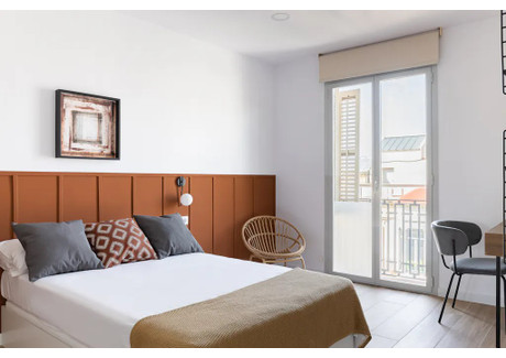 Mieszkanie do wynajęcia - Carrer de Muntaner Barcelona, Hiszpania, 173 m², 1070 USD (4217 PLN), NET-95993656