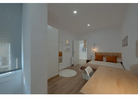 Mieszkanie do wynajęcia - Carrer de Nàpols Barcelona, Hiszpania, 97 m², 931 USD (3566 PLN), NET-95993694