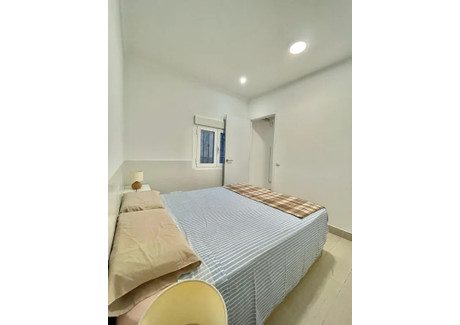 Mieszkanie do wynajęcia - Calle del Doctor Santero Madrid, Hiszpania, 48 m², 1417 USD (5582 PLN), NET-96018219