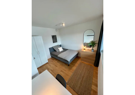 Mieszkanie do wynajęcia - Neunkirchner Straße Munich, Niemcy, 95 m², 957 USD (3855 PLN), NET-96018244