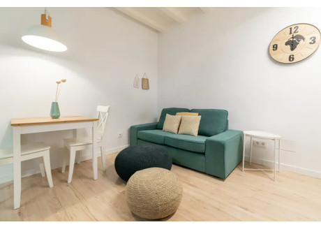 Mieszkanie do wynajęcia - Carrer de l'Atlàntida Barcelona, Hiszpania, 29 m², 2338 USD (9049 PLN), NET-96039927