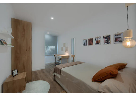 Mieszkanie do wynajęcia - Carrer de Nàpols Barcelona, Hiszpania, 101 m², 946 USD (3869 PLN), NET-96079567