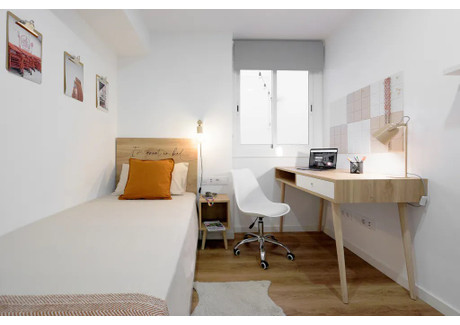 Mieszkanie do wynajęcia - Carrer de Nàpols Barcelona, Hiszpania, 76 m², 910 USD (3641 PLN), NET-96079578