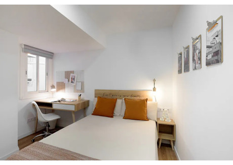 Mieszkanie do wynajęcia - Carrer de Nàpols Barcelona, Hiszpania, 76 m², 973 USD (3892 PLN), NET-96079581