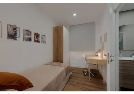 Mieszkanie do wynajęcia - Carrer de Nàpols Barcelona, Hiszpania, 95 m², 888 USD (3640 PLN), NET-96079784