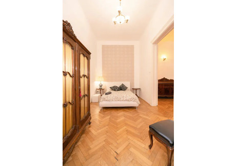 Mieszkanie do wynajęcia - Lovag utca Budapest, Węgry, 98 m², 458 USD (1754 PLN), NET-96319446