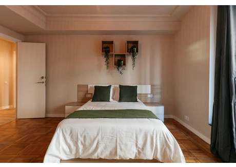 Mieszkanie do wynajęcia - Carrer de Balmes Barcelona, Hiszpania, 190 m², 899 USD (3540 PLN), NET-96450907