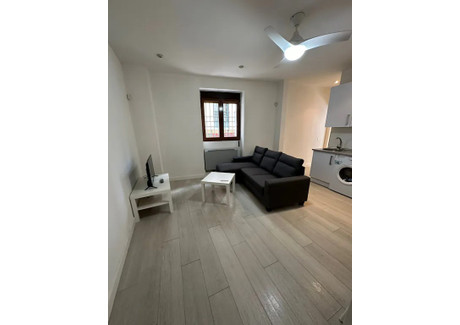 Mieszkanie do wynajęcia - Calle de San Carlos Madrid, Hiszpania, 50 m², 1562 USD (6484 PLN), NET-96505558