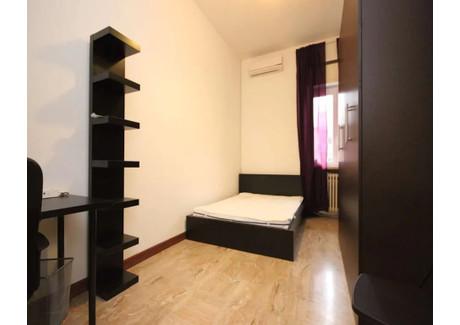 Mieszkanie do wynajęcia - Viale Sabotino Milan, Włochy, 140 m², 1140 USD (4650 PLN), NET-96542781