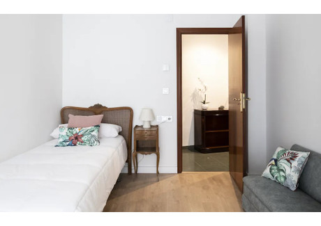 Mieszkanie do wynajęcia - Carrer del Poeta Querol Valencia, Hiszpania, 80 m², 1182 USD (4764 PLN), NET-96637340